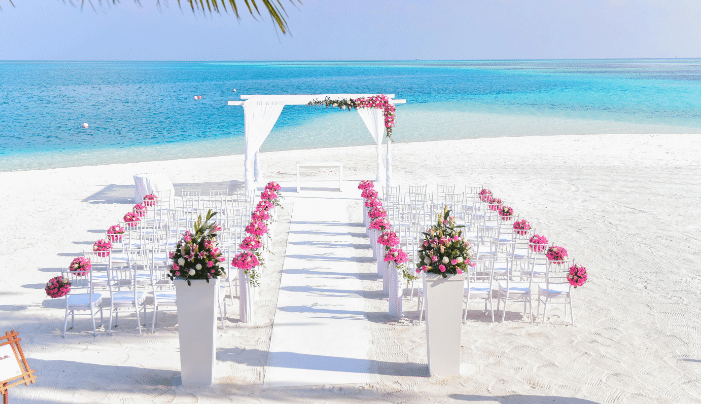 Wedding Reception Décor Ideas - beautiful wedding setting on a beach