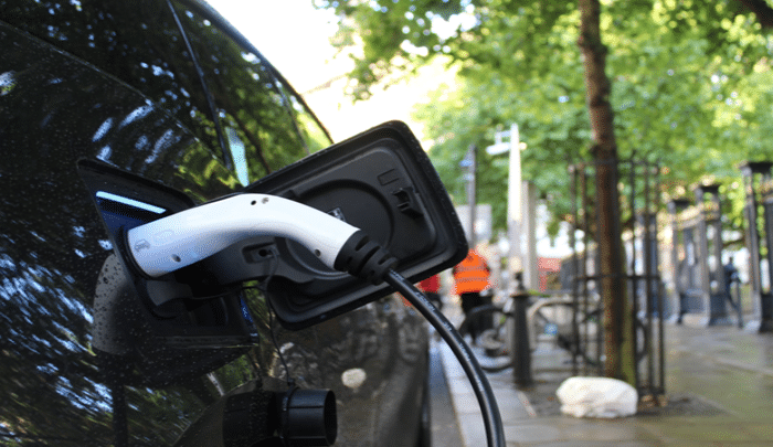 Why Hybrids Outshine Electric Cars-Car recharging